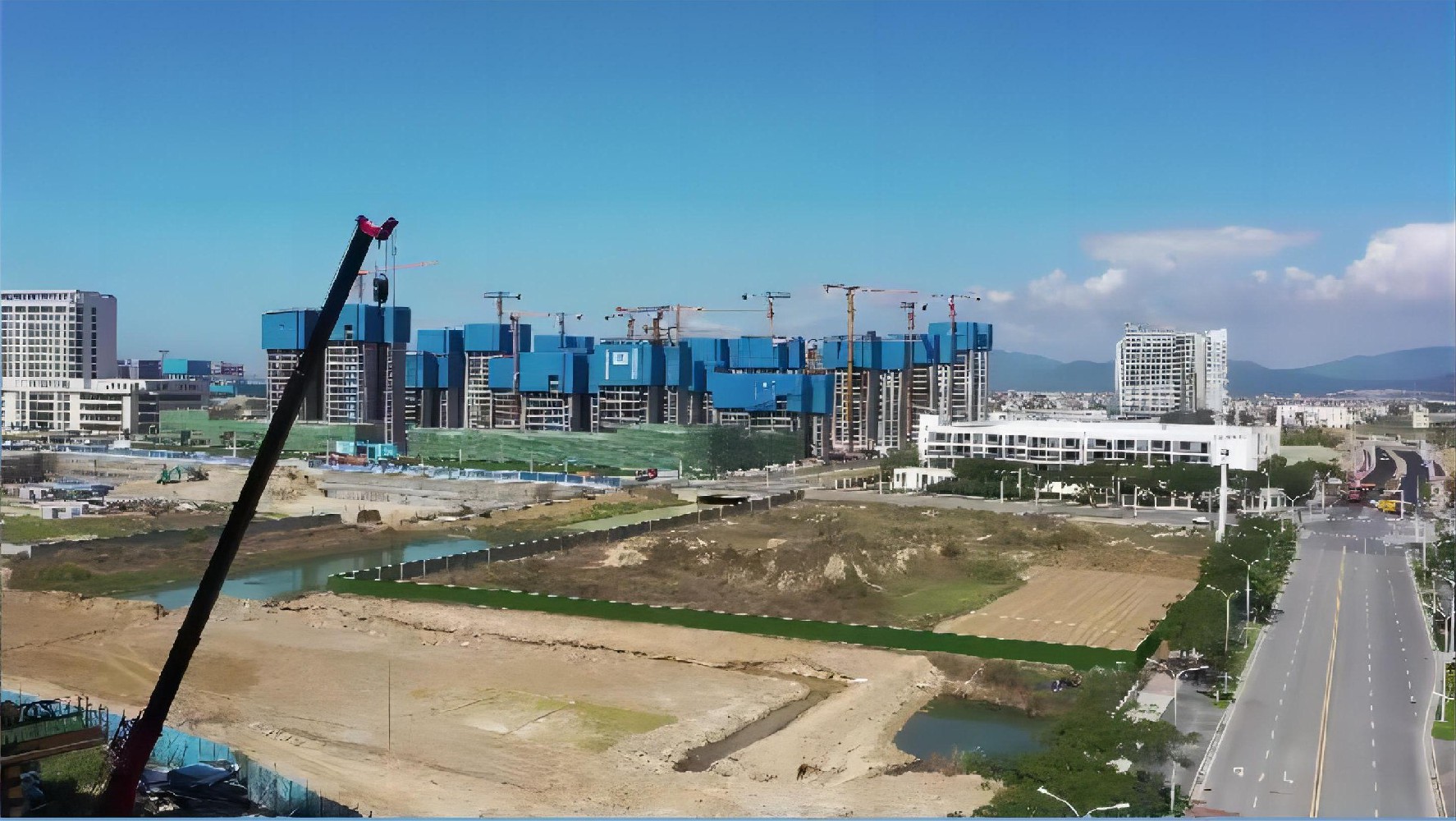盼盼木門經(jīng)典案例——三亞崖州灣大學(xué)城項(xiàng)目